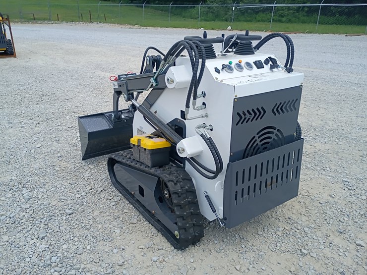 #l63-022-•-2026-zjg-380-mini-skid-steer-image-2