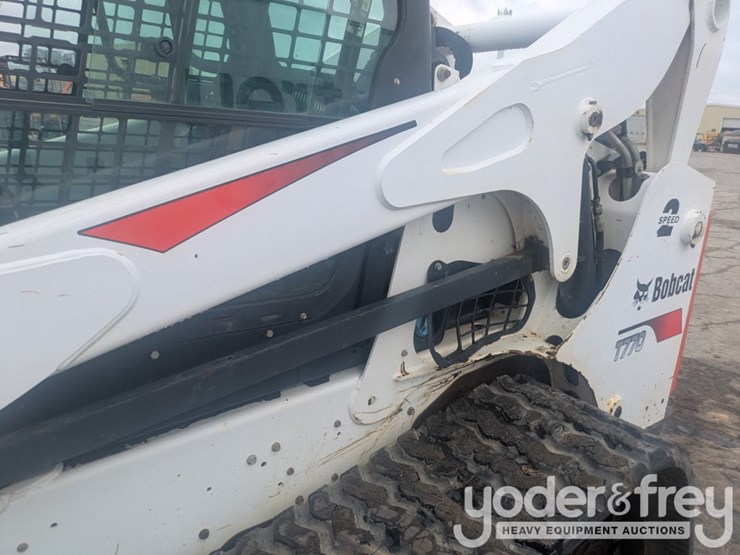 2019-bobcat-t770-image-28