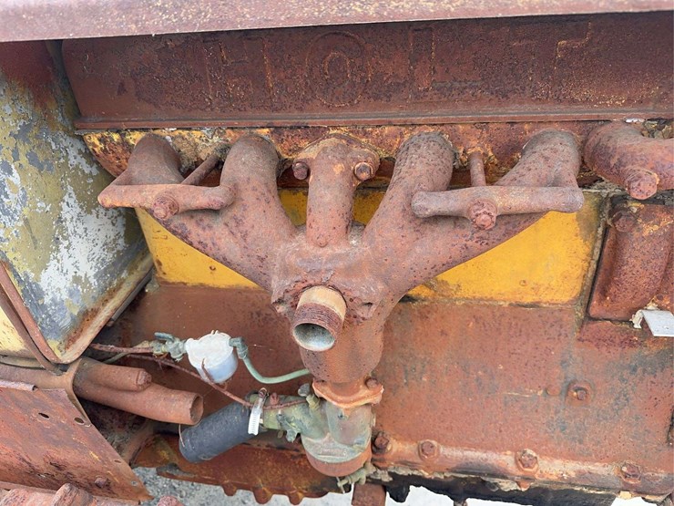 holt-caterpillar-image-9