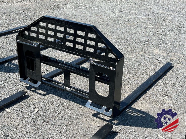 unused-2026-future-ft-dhc-skid-steer-forks---[skid-steer-attachments]-attachment-image-5