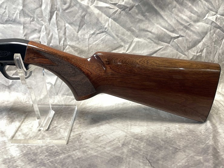 #10348-•-browning-22-lr-semi-auto-rifle,-sn:-01480yt212-image-10