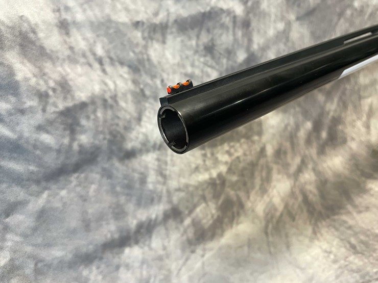 #10661-•-impala-plus-nero-desert,-12-ga.-semi-auto-shotgun,-sn:-60-h23yt-001382-image-7