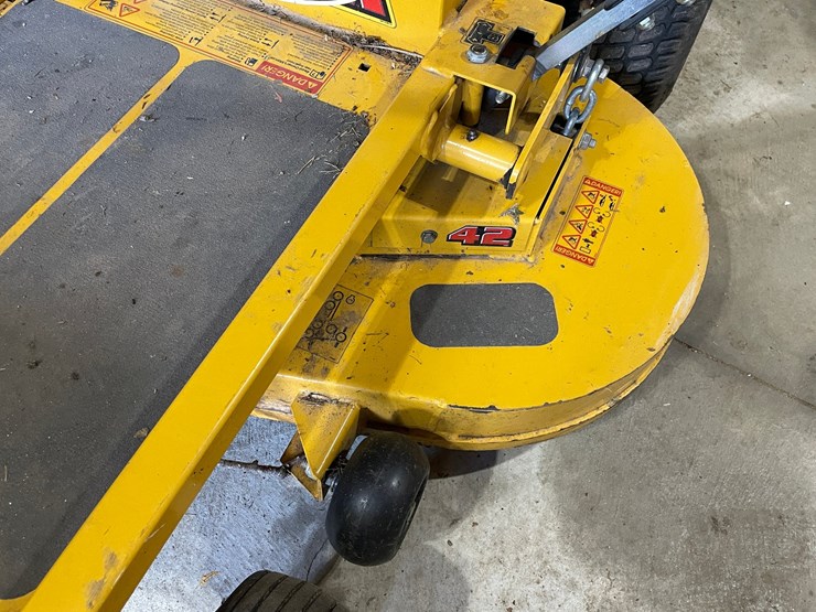 #6177-•-hustler-fastrak-z-zero-turn-lawn-mower-image-6