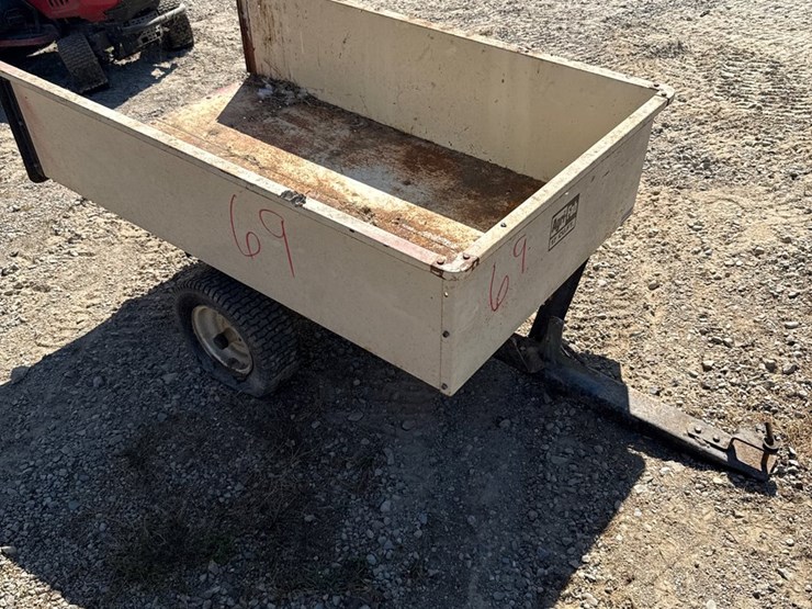 #69-•-agri-fab-17-ft.³-pull-behind-cart-image-1
