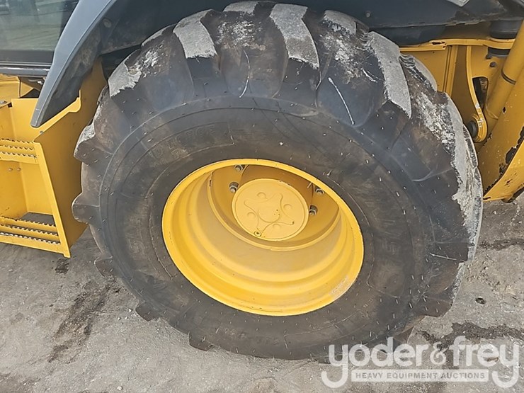 2014-deere-410k-image-5