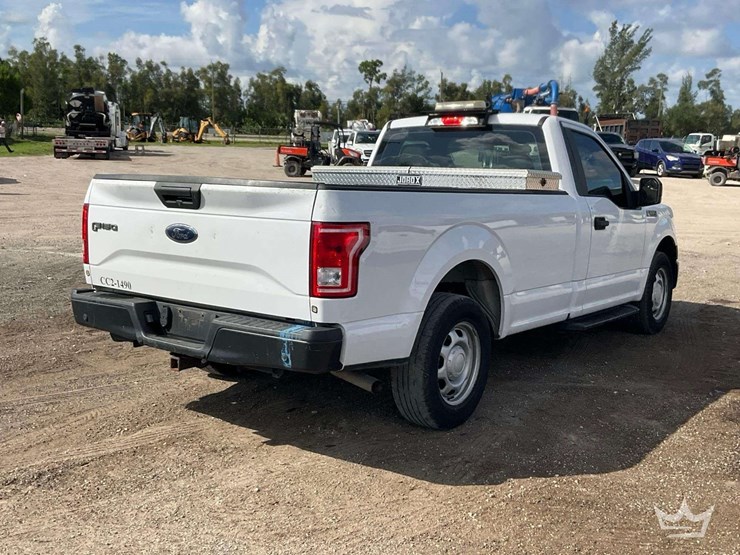 2017-ford-f150-image-3