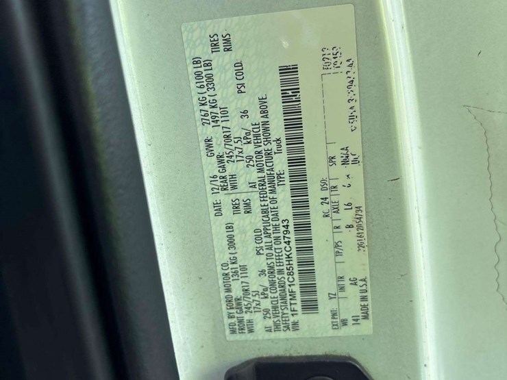 2017-ford-f150-image-5