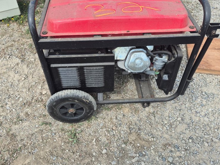 #32-•-mighty-quip-eu9500-generator-image-3