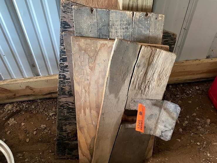 #1245-•-(5)-vintage-wooden-model-a-floor-parts-image-1