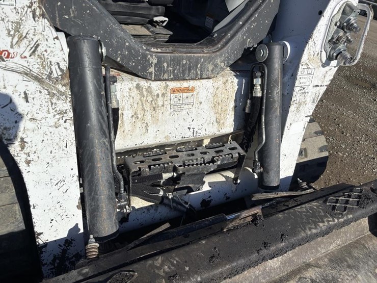 2019-bobcat-t770-image-14