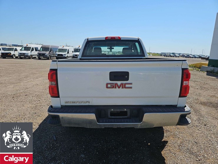 2016-gmc-sierra-1500-image-4