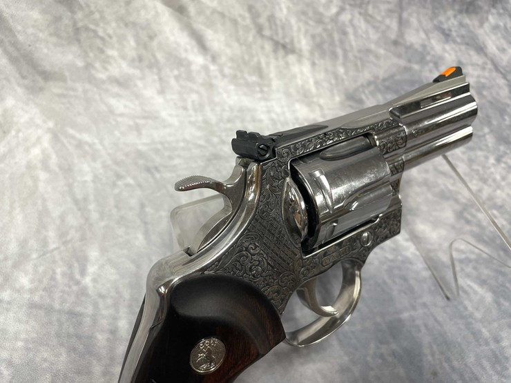 #10849-•-colt-python,-357-mag-revolver,-sn:-py283505-image-4