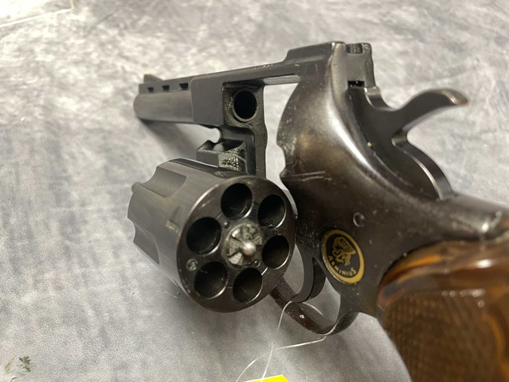 #10833-•-fie-titan-tiger,-38-spl-revolver,-sn:-814007-image-14