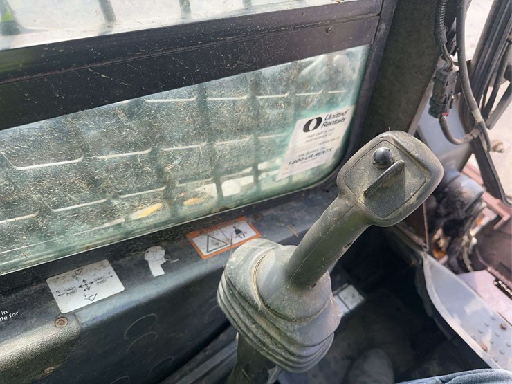 deere-318d-image-25