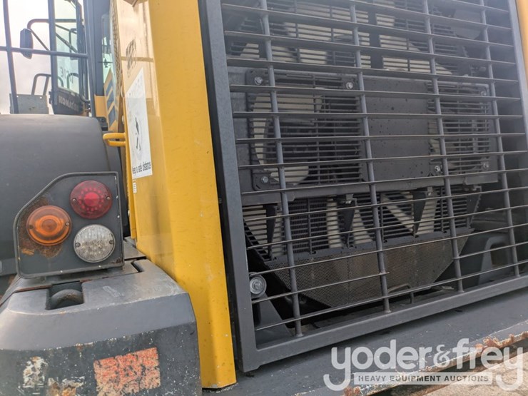 2015-komatsu-wa500-7-image-35