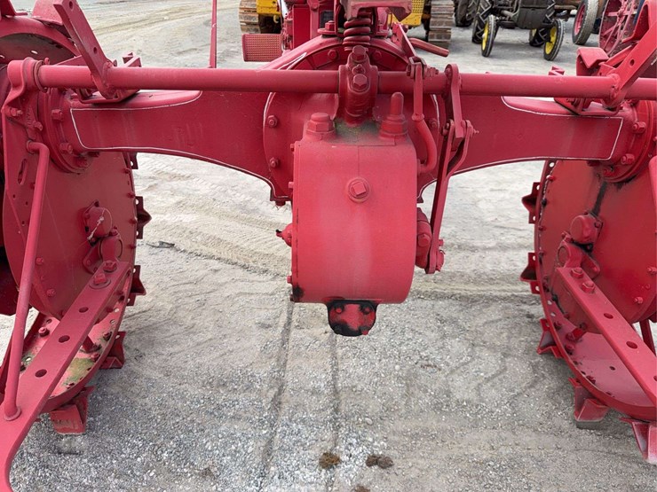 farmall-f-20-image-39