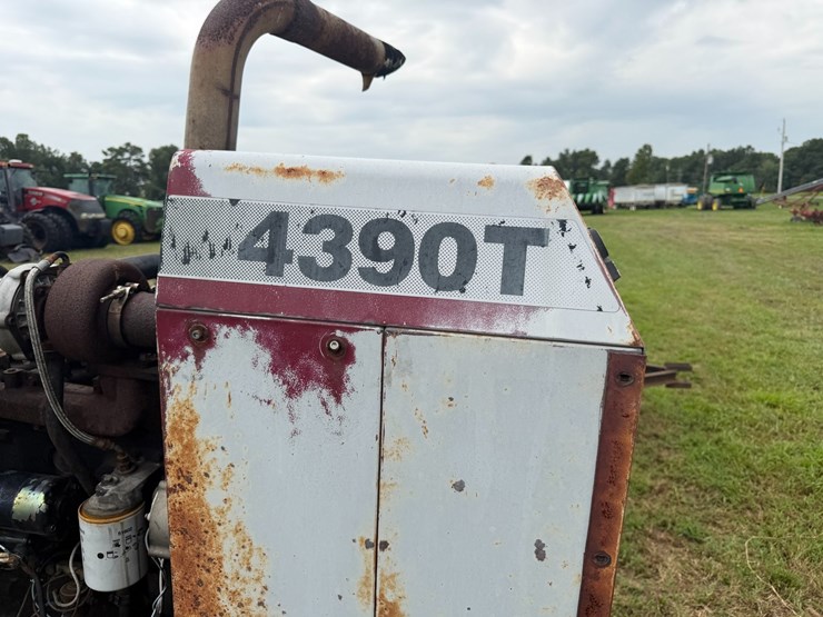 case-ih-4390t-image-15