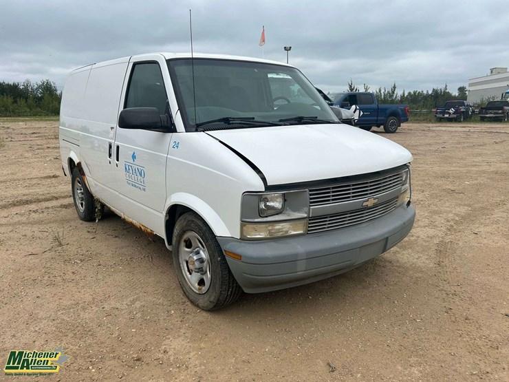 2003-chevrolet-astro-image-3
