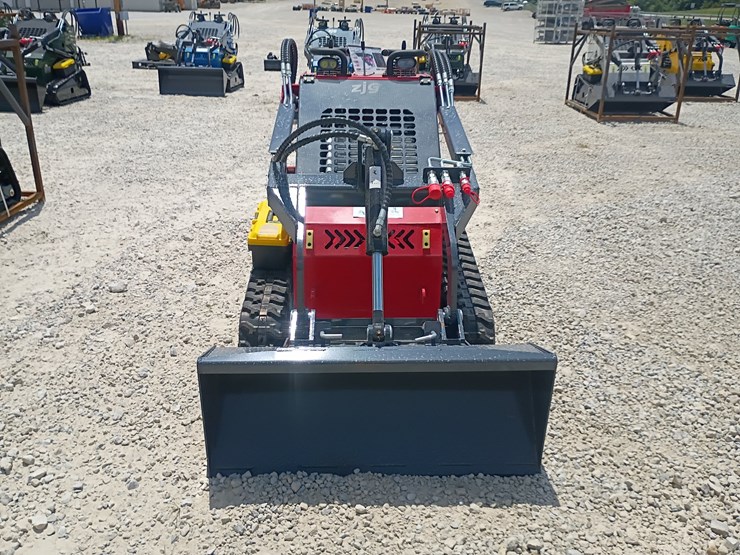 #l63-009-•-2026-zjg-380-mini-skid-steer-image-7