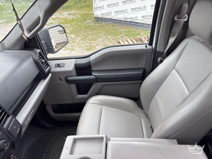 2015-ford-f150-image-17