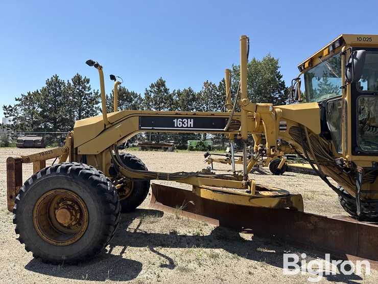 2004-caterpillar-163h-vhp-plus-image-11