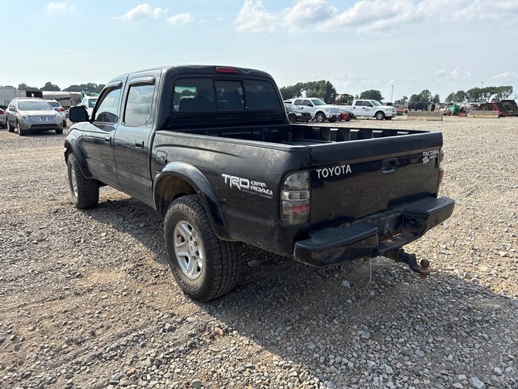 2003-toyota-tacoma-image-4