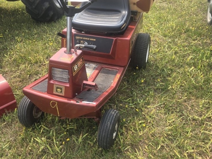 #9-•-yard-kind-8/30-riding-mower-image-4