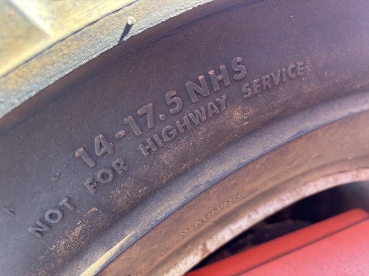 2003-jlg-600a-image-25