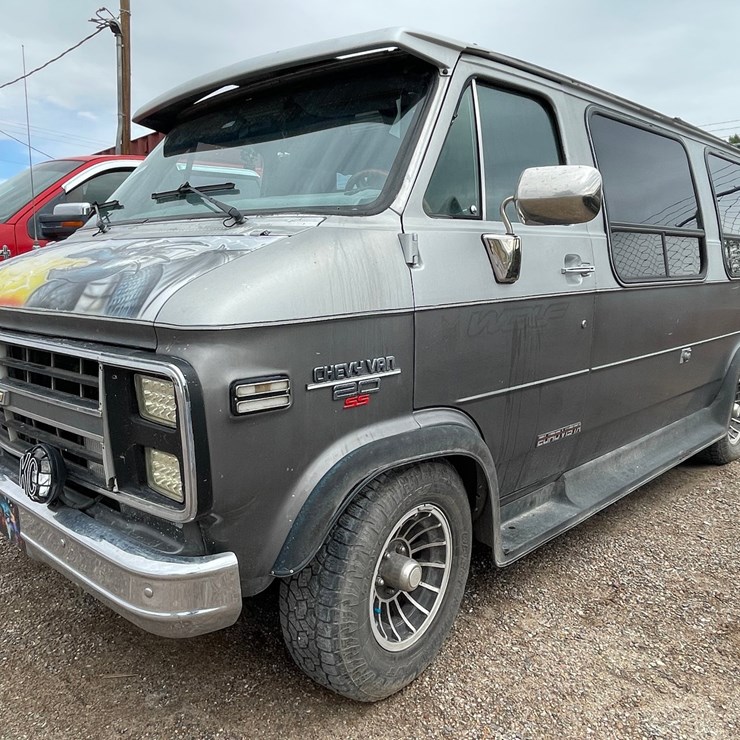 1988 CHEVROLET G20
