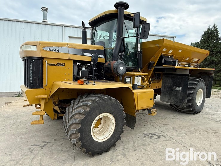 2007-cat-c9-image-1