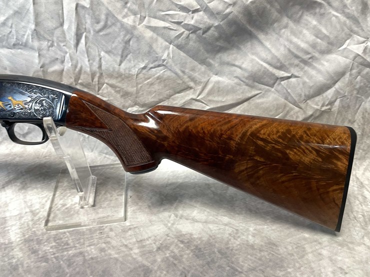 #10652-•-browning-model-42,-410-ga.-pump-action-shotgun,-sn:-03437nz982-image-10