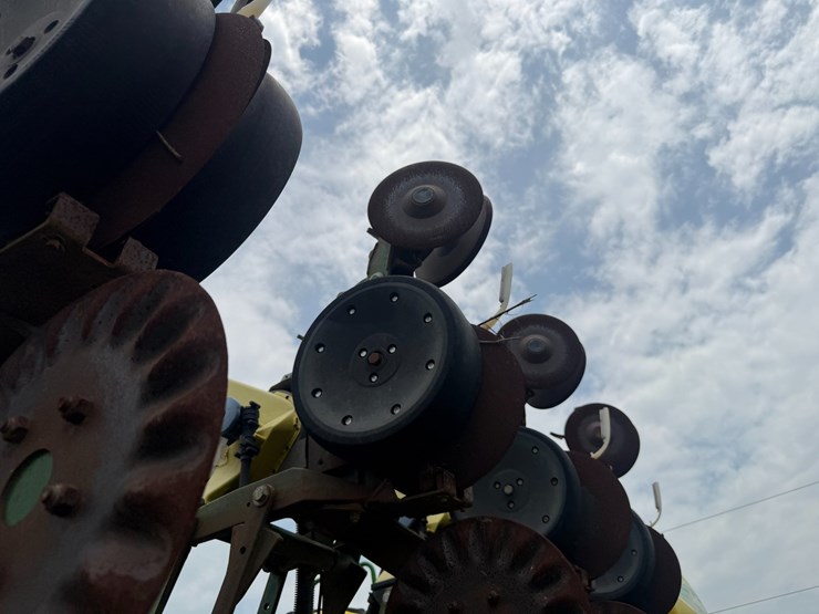 john-deere-1790-image-92