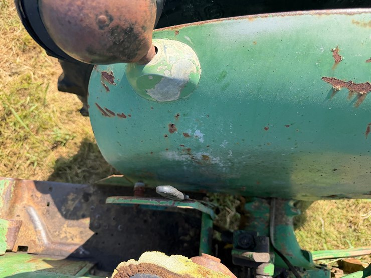 1972-john-deere-820-image-45