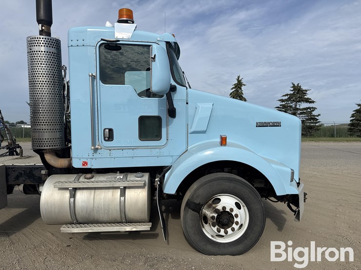 2008-kenworth-t800-image-8