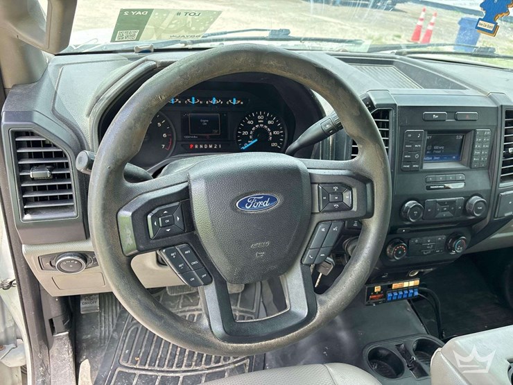 2016-ford-f150-image-19