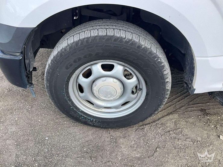 2017-ford-f150-image-23