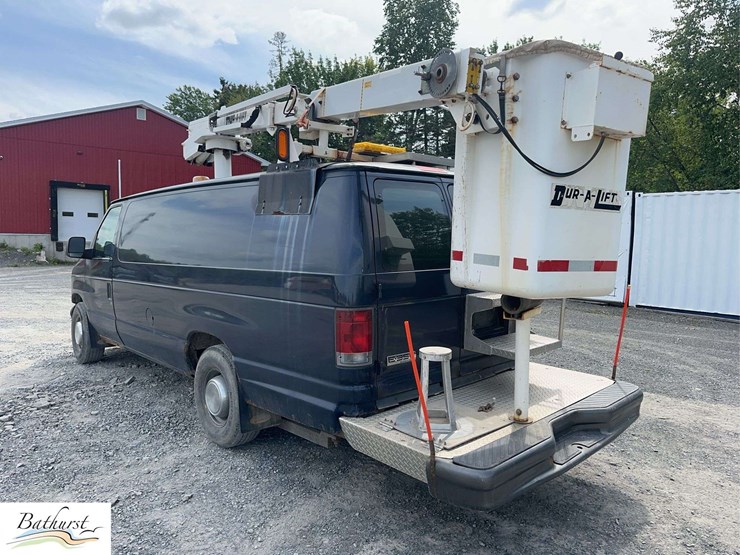 2006-ford-econoline-350-image-7