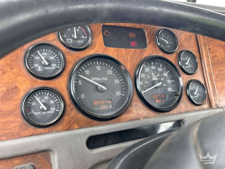 2006-peterbilt-385-image-19