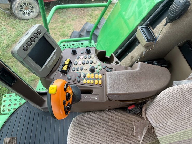 2011-john-deere-9770-sts-image-115