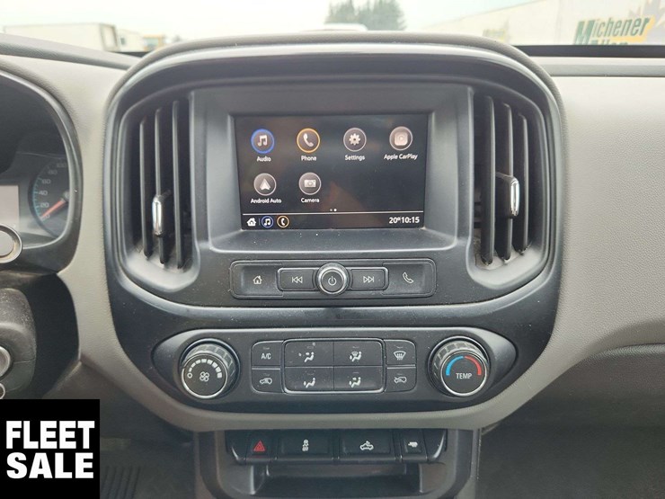 2021-chevrolet-colorado-image-21
