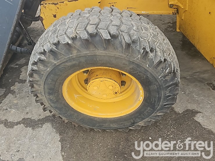 2014-deere-410k-image-6