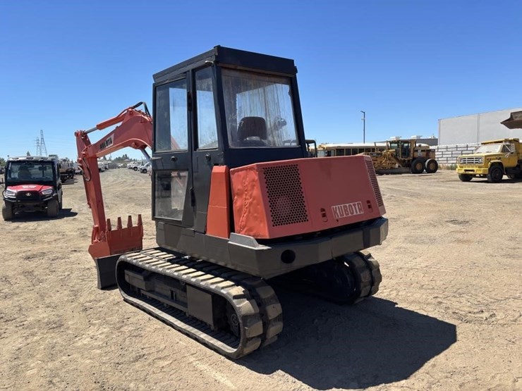 kubota-kh130-image-4
