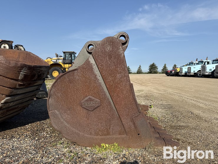 hensley-excavator-bucket-image-4