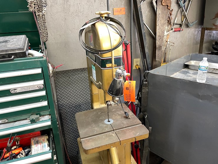 #6207-•-powermatic-bandsaw-image-2
