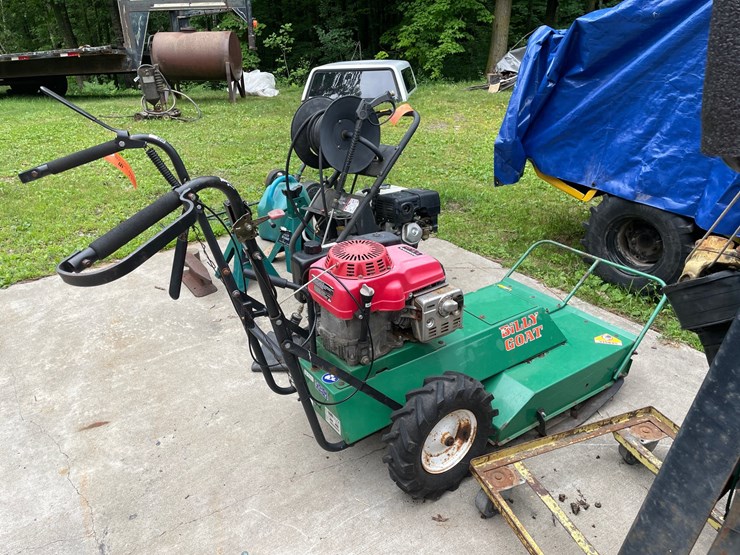 #6147-•-billy-goat-walk-behind-brush-cutter-image-2