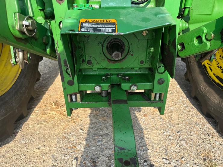 john-deere-6125m-image-12