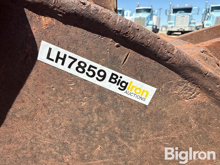 backhoe-bucket-image-14