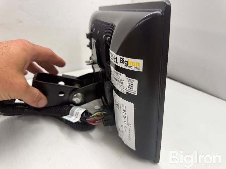john-deere-g5plus-universal-essential-display-image-4