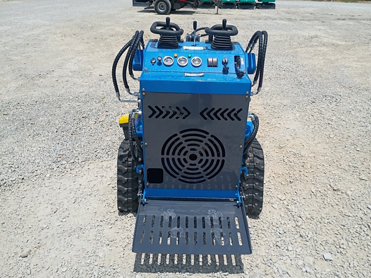 #l63-010-•-2026-zjg-380-mini-skid-steer-image-9
