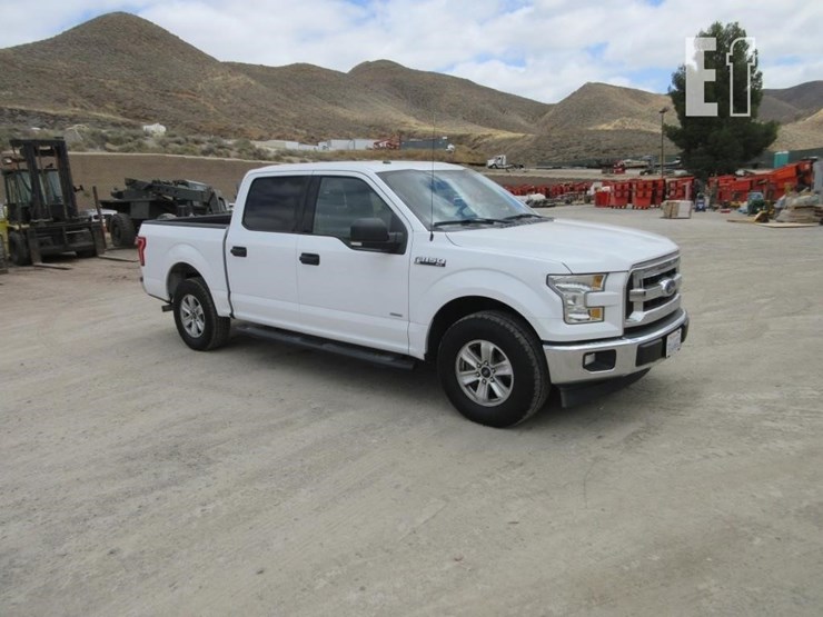 2017-ford-f150-xlt-image-2